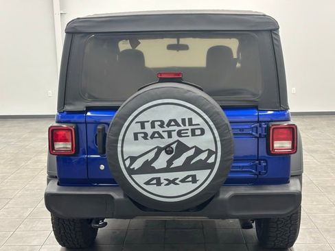 Used 2020 Jeep Wrangler Sport image 3