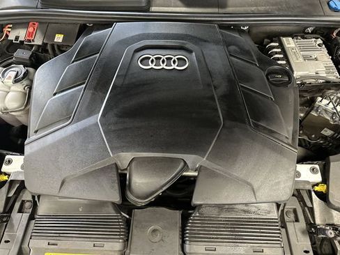 Used 2020 Audi Q8 Premium w/ Black Optic Package image 36