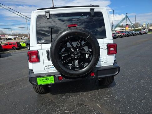Used 2025 Jeep Wrangler Sahara 4xe w/ Safety Group image 6