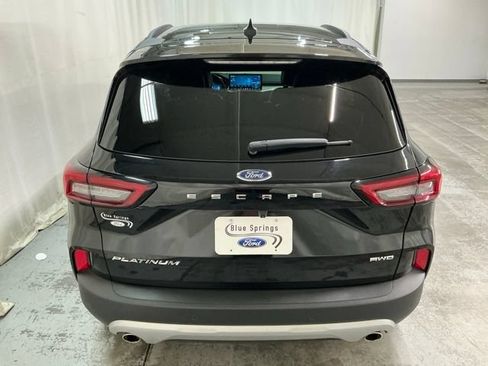 Used 2025 Ford Escape Platinum AWD/4WD image 4