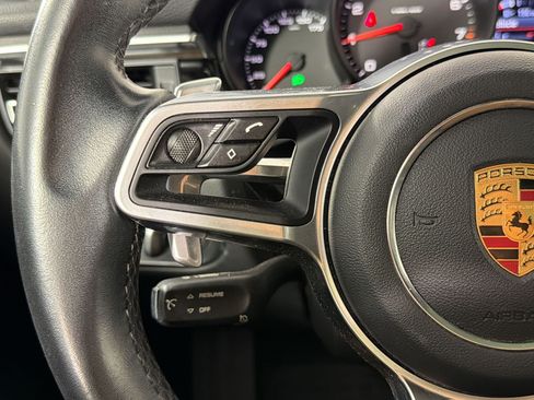 Used 2020 Porsche Macan AWD/4WD image 22