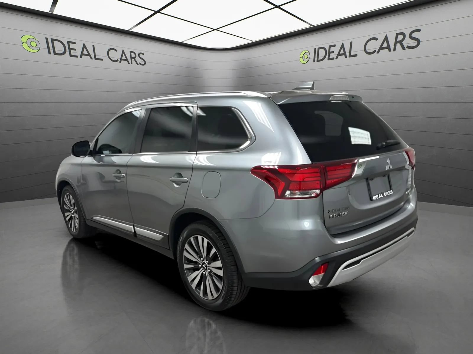 Used 2019 Mitsubishi Outlander SEL AWD/4WD image 7