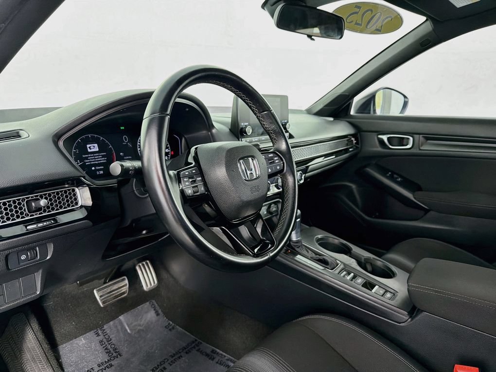 Used 2025 Honda Civic Sport image 14