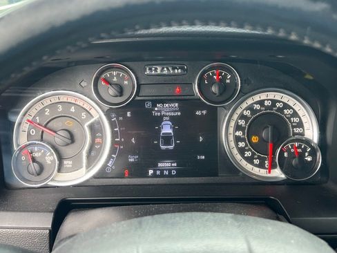 Used 2016 RAM 2500 Laramie AWD/4WD image 28