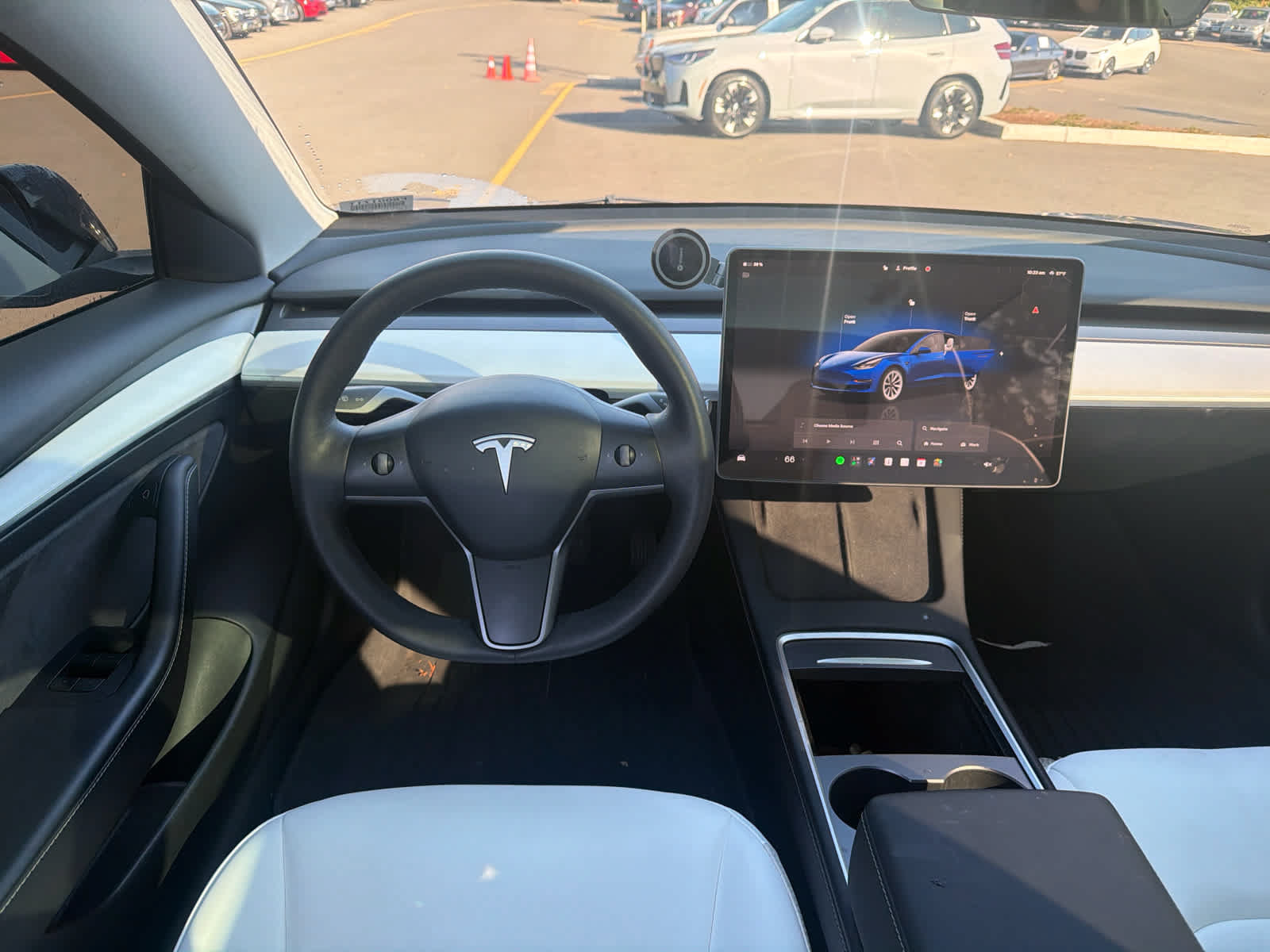 Used 2023 Tesla Model 3 Standard Range RWD image 5