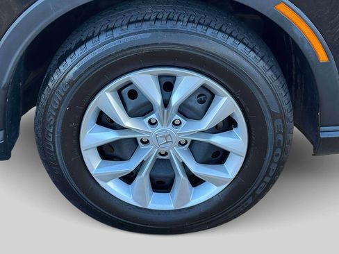 Used 2025 Honda CR-V LX image 9