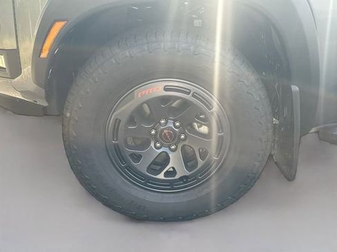 New 2026 Nissan Frontier PRO-4X w/ Pro-4x Convenience Package image 5