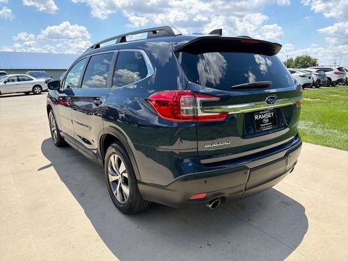 Certified 2023 Subaru Ascent Premium w/ Convenience Package AWD/4WD image 4