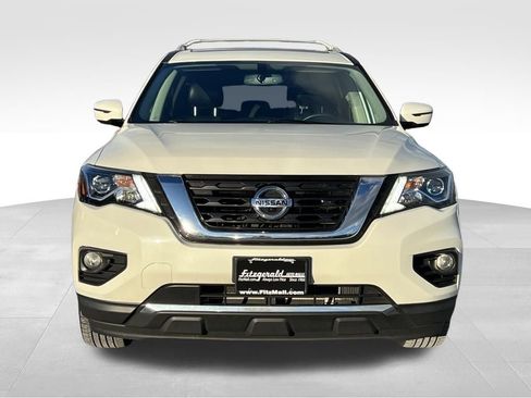 Used 2020 Nissan Pathfinder Platinum image 5