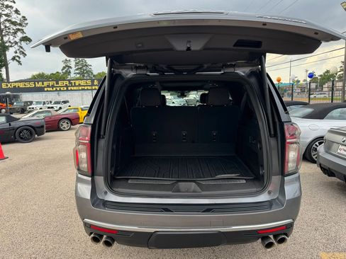 Used 2021 Chevrolet Suburban Premier w/ Premium Package RWD image 50