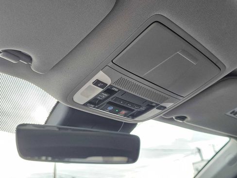 Used 2017 Acura TLX V6 w/ Technology Package image 28