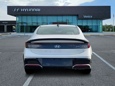 New 2026 Hyundai Sonata SEL FWD image 25
