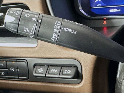 Used 2024 Chevrolet Tahoe High Country RWD image 13