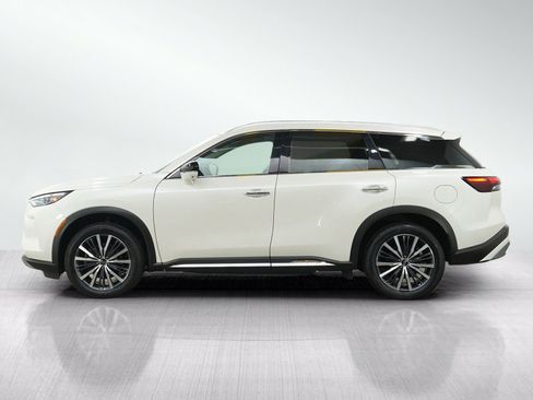 Used 2023 INFINITI QX60 Sensory AWD/4WD image 2