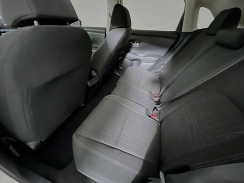 Used 2023 Honda HR-V LX image 29