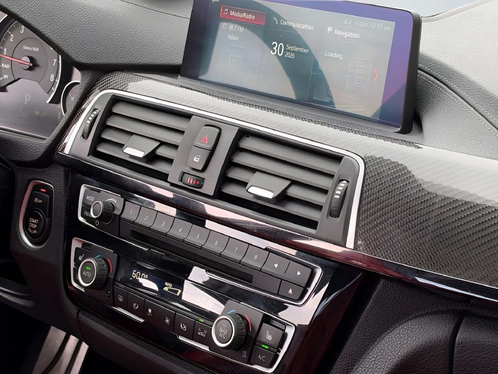 Used 2018 BMW M3 RWD image 27
