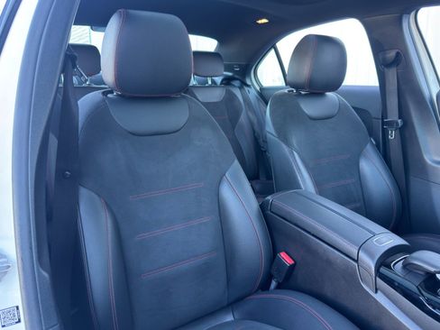 Used 2021 Mercedes-Benz A 35 AMG 4MATIC image 38