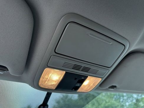 New 2024 Honda Odyssey Sport image 39