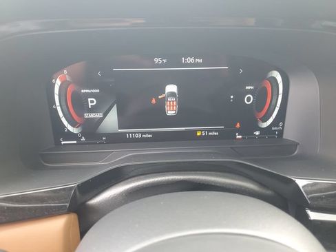 Used 2025 Nissan Pathfinder Platinum w/ Cargo Package FWD image 18