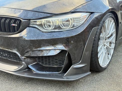 Used 2015 BMW M4 Coupe w/ Executive Package RWD image 26