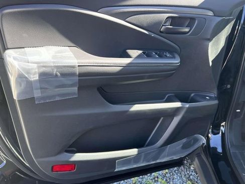 New 2025 Honda Ridgeline Sport image 20