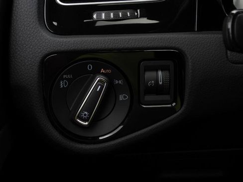 Used 2020 Volkswagen GTI S image 67