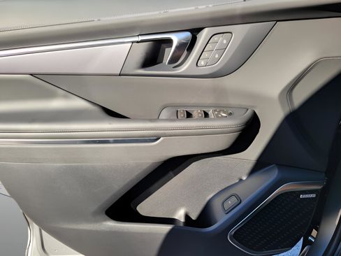 New 2026 Buick Enclave Sport Touring w/ Super Cruise Package image 25