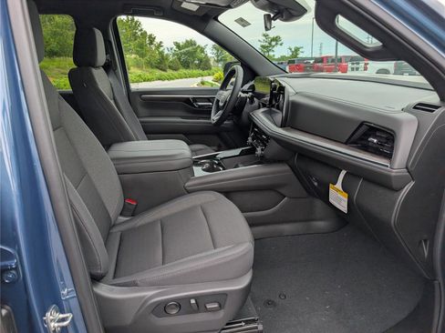 New 2026 Chevrolet Tahoe LS w/ LS Custom Edition AWD/4WD image 6