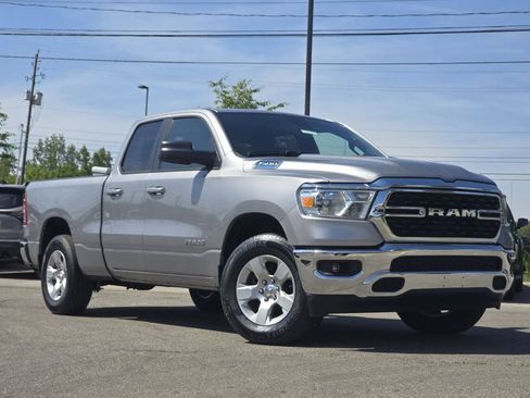 Used 2022 RAM 1500 Big Horn AWD/4WD image 2