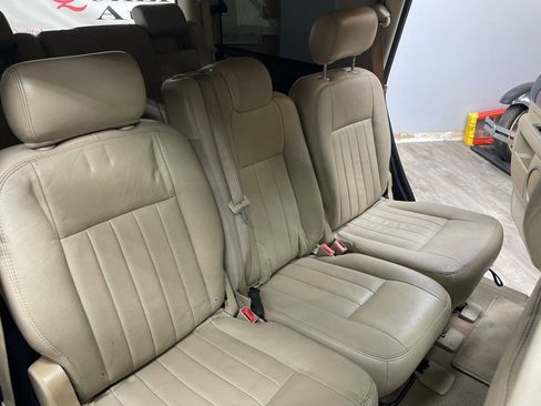 Used 2006 Lincoln Navigator Ultimate image 34