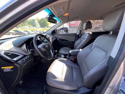 Used 2013 Hyundai Santa Fe Limited FWD image 17