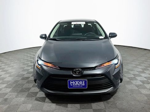Certified 2025 Toyota Corolla LE FWD image 2