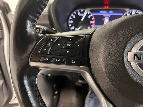 Used 2022 Nissan Sentra SV image 25