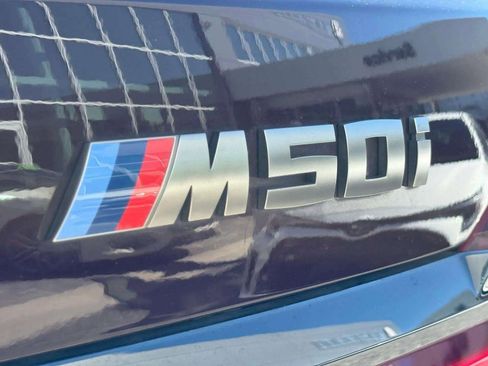 Used 2022 BMW X7 M50i image 28