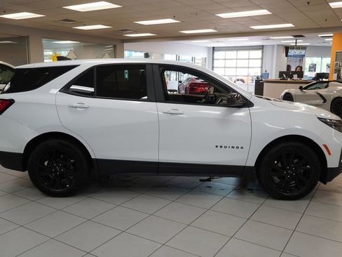 Certified 2023 Chevrolet Equinox LS w/ LS Convenience Package FWD image 15