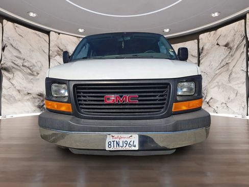 Used 2016 GMC Savana 3500 LS RWD image 2