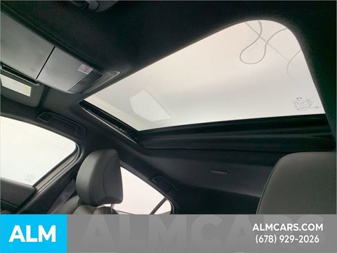 Certified 2025 MAZDA MAZDA3 Hatchback w/Premium Plus Pkg image 18