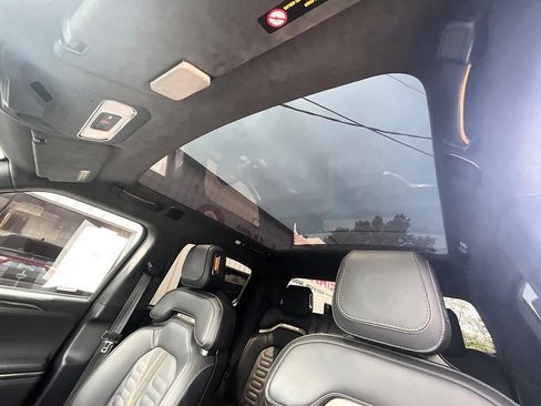 Used 2022 Rivian R1T Adventure AWD/4WD image 38