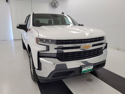 Used 2021 Chevrolet Silverado 1500 LT image 14