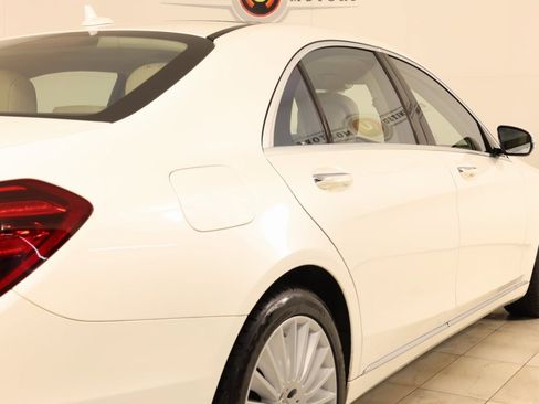 Used 2020 Mercedes-Benz S 560 4MATIC Sedan image 45