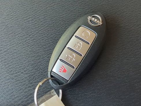 Certified 2024 Nissan Armada SV w/ Cargo Package AWD/4WD image 28