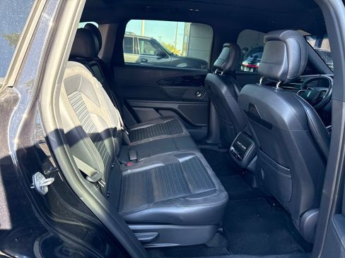 Used 2024 Lincoln Nautilus Reserve w/ Equipment Group 202A AWD/4WD image 15