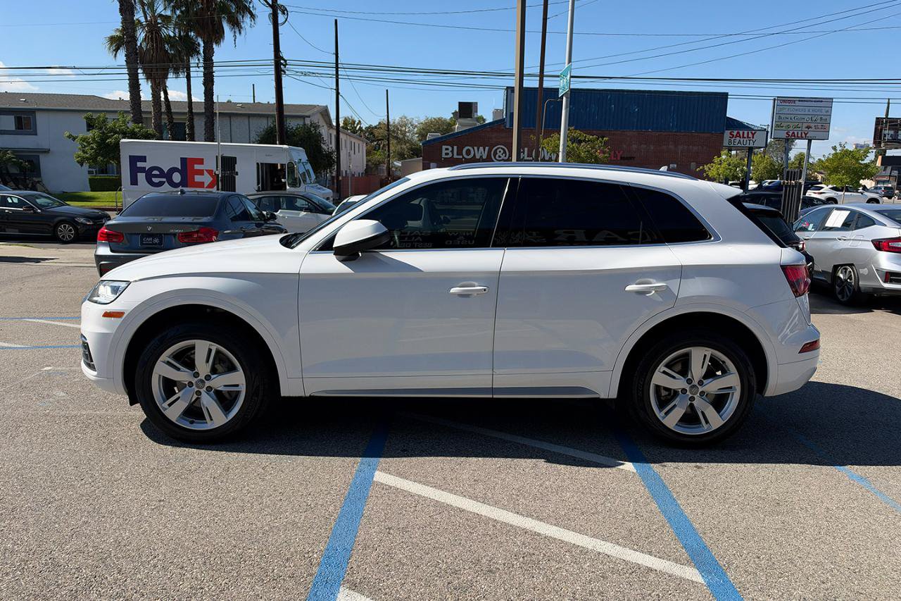 Used 2019 Audi Q5 2.0T Premium Plus w/ Premium Plus Package AWD/4WD image 10