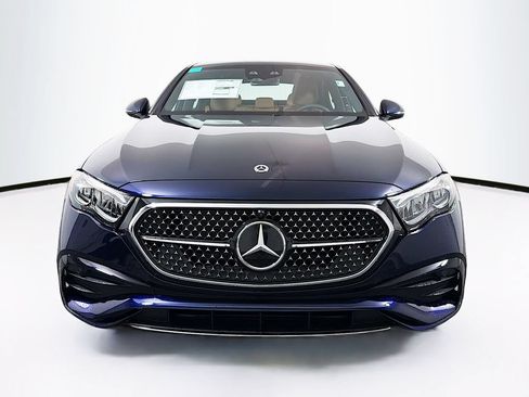 New 2026 Mercedes-Benz E 350 4MATIC Sedan image 2