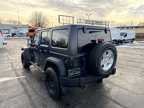Used 2013 Jeep Wrangler Unlimited Sport image 6