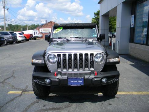 Used 2020 Jeep Gladiator Rubicon image 3