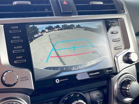 Used 2023 Toyota 4Runner SR5 Premium image 14