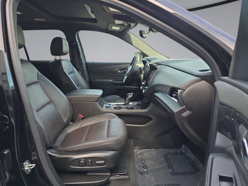 Used 2023 Chevrolet Traverse High Country AWD/4WD image 37