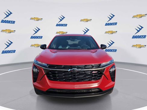 New 2026 Chevrolet Trax RS image 3