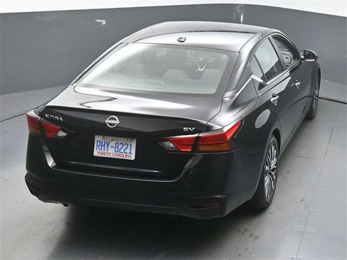 Used 2024 Nissan Altima 2.5 SV image 44
